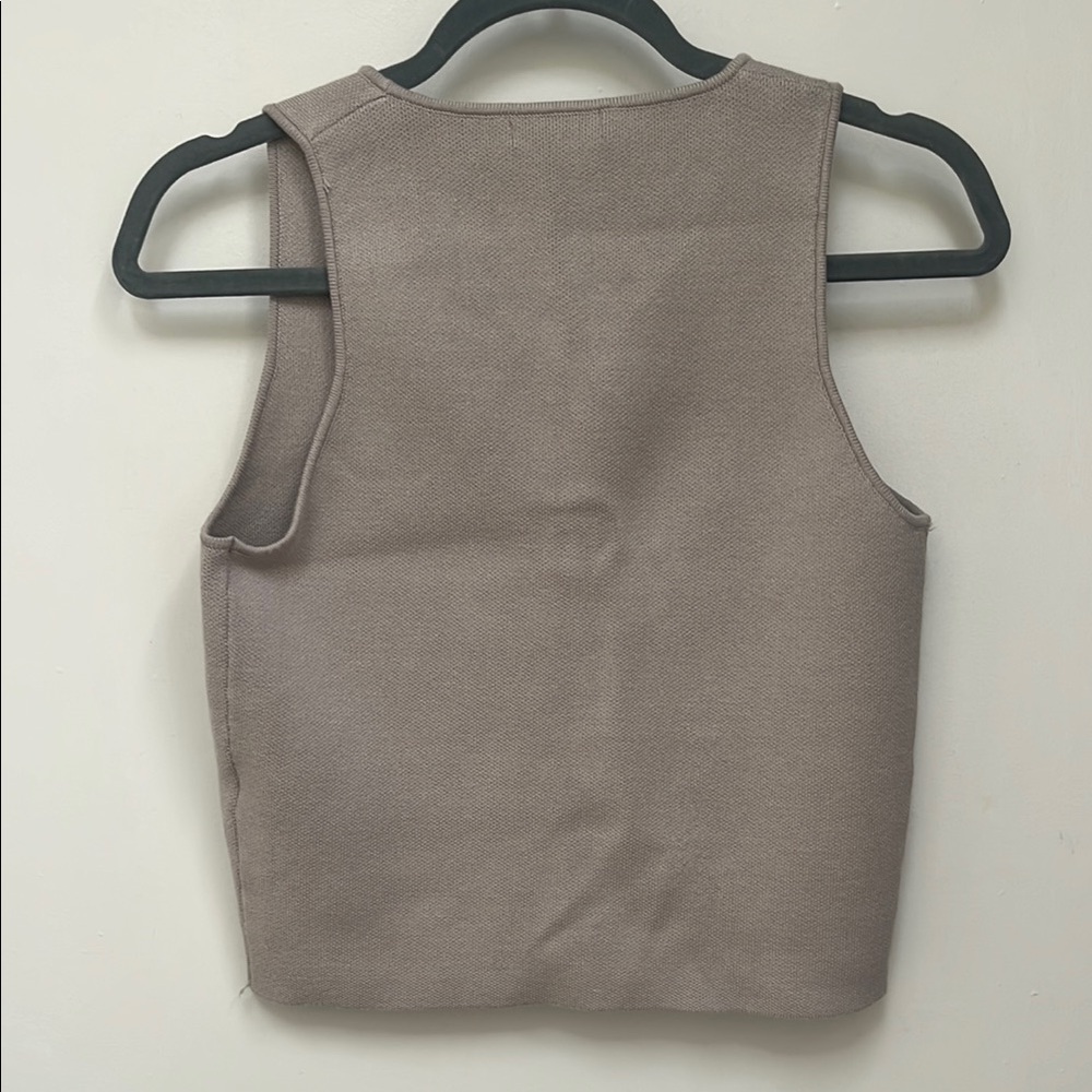 Sleeveless Knit Button-Front Vest - Picture 3 of 3